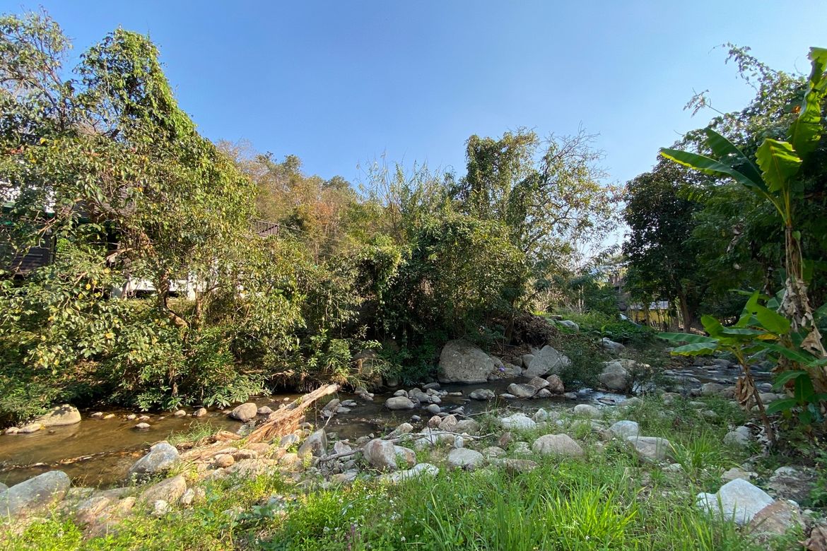 A beautiful plot by the stream in Hang Dong for sale-P-PLS896