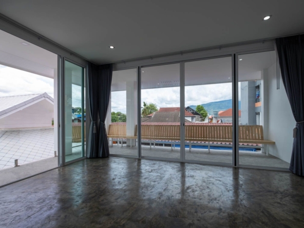 Modern 5 Bedroom in The City-TNP-D992