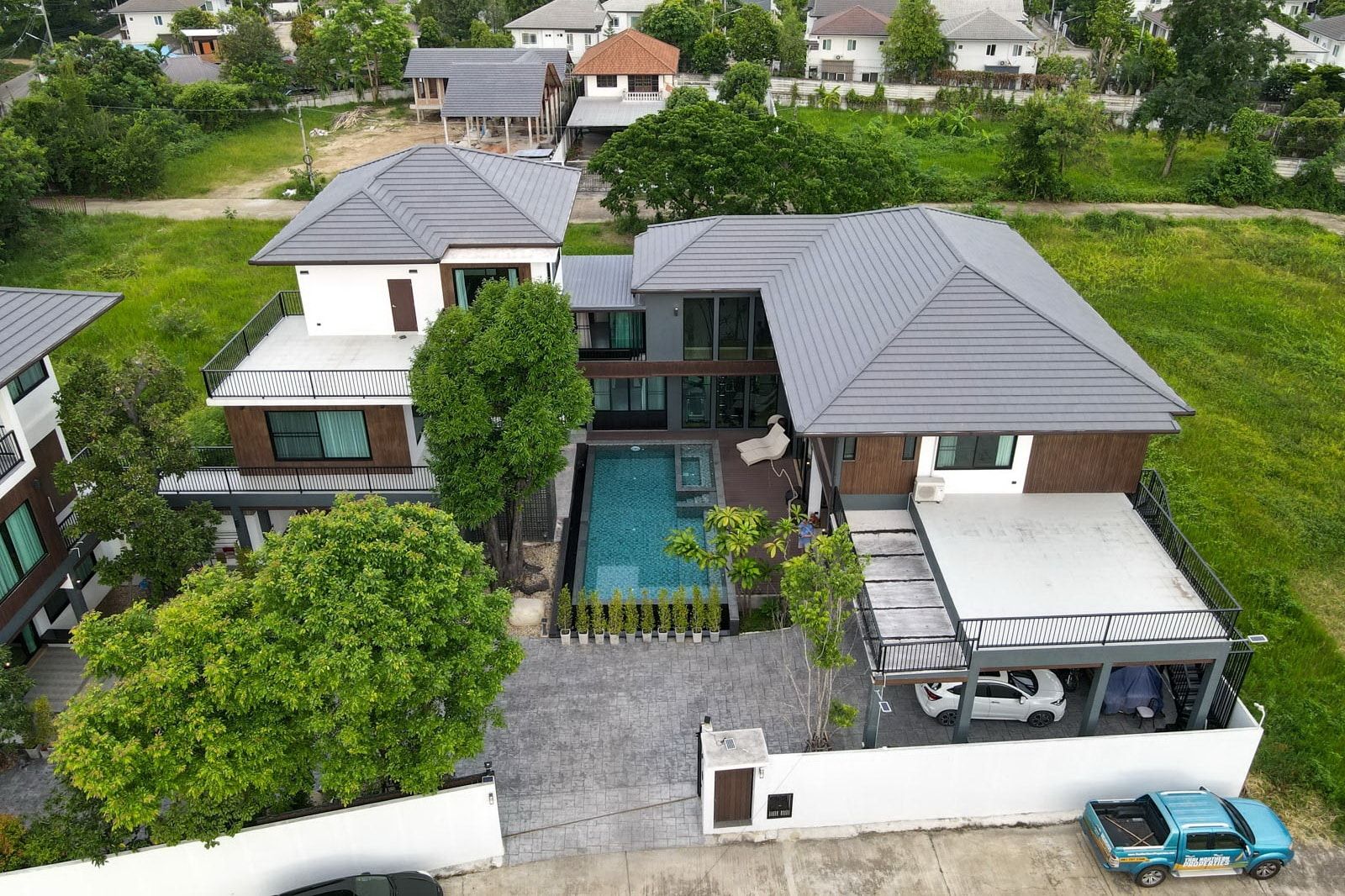 3 House Compound in The City-TNP-A989