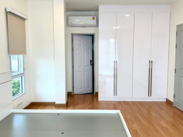 3 Bedroom in in Vararom Charoenmuang in the City-TNP-D1135