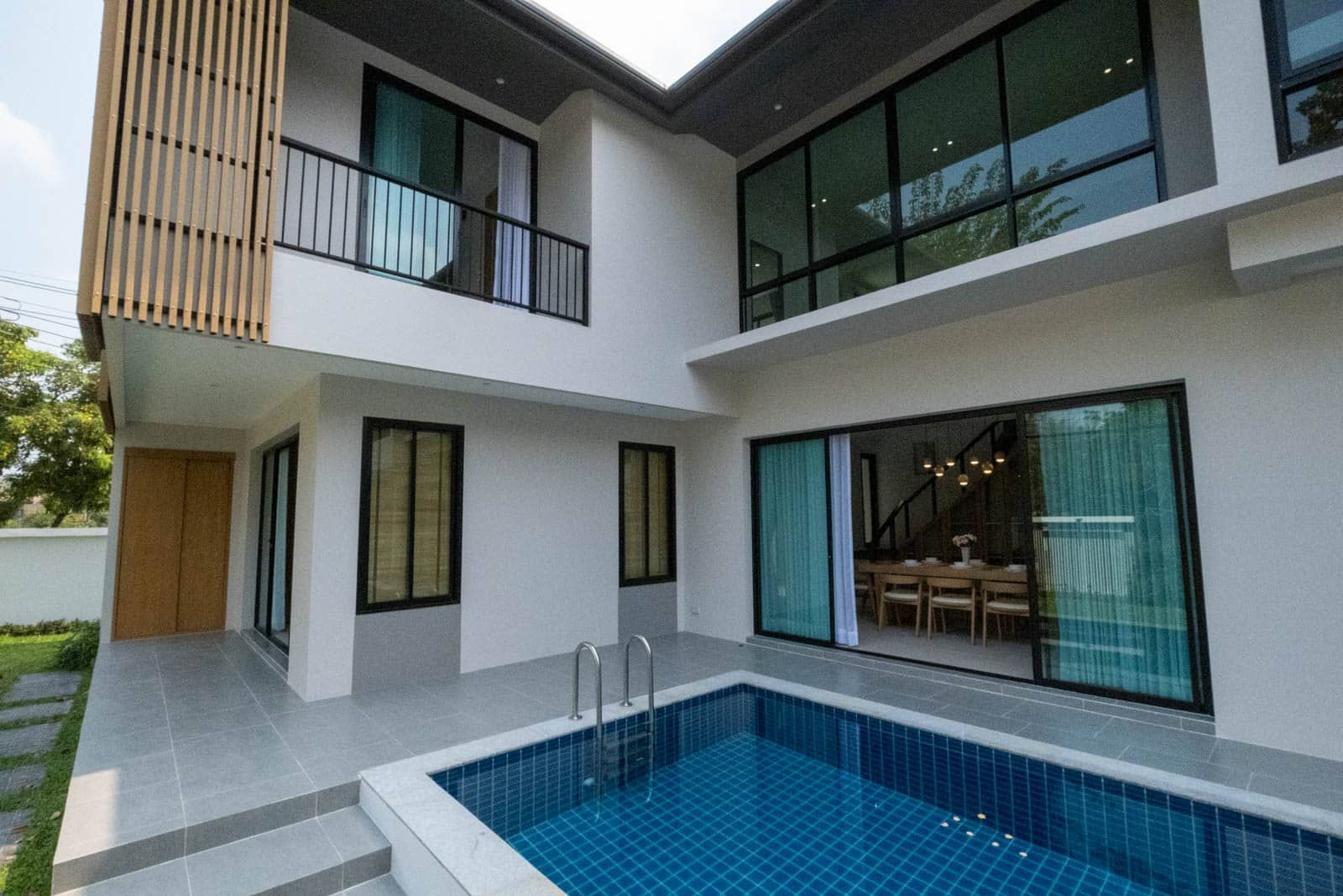 4 Bedroom Pool Villa in Wang Tan Hang Dong-TNP-D1040