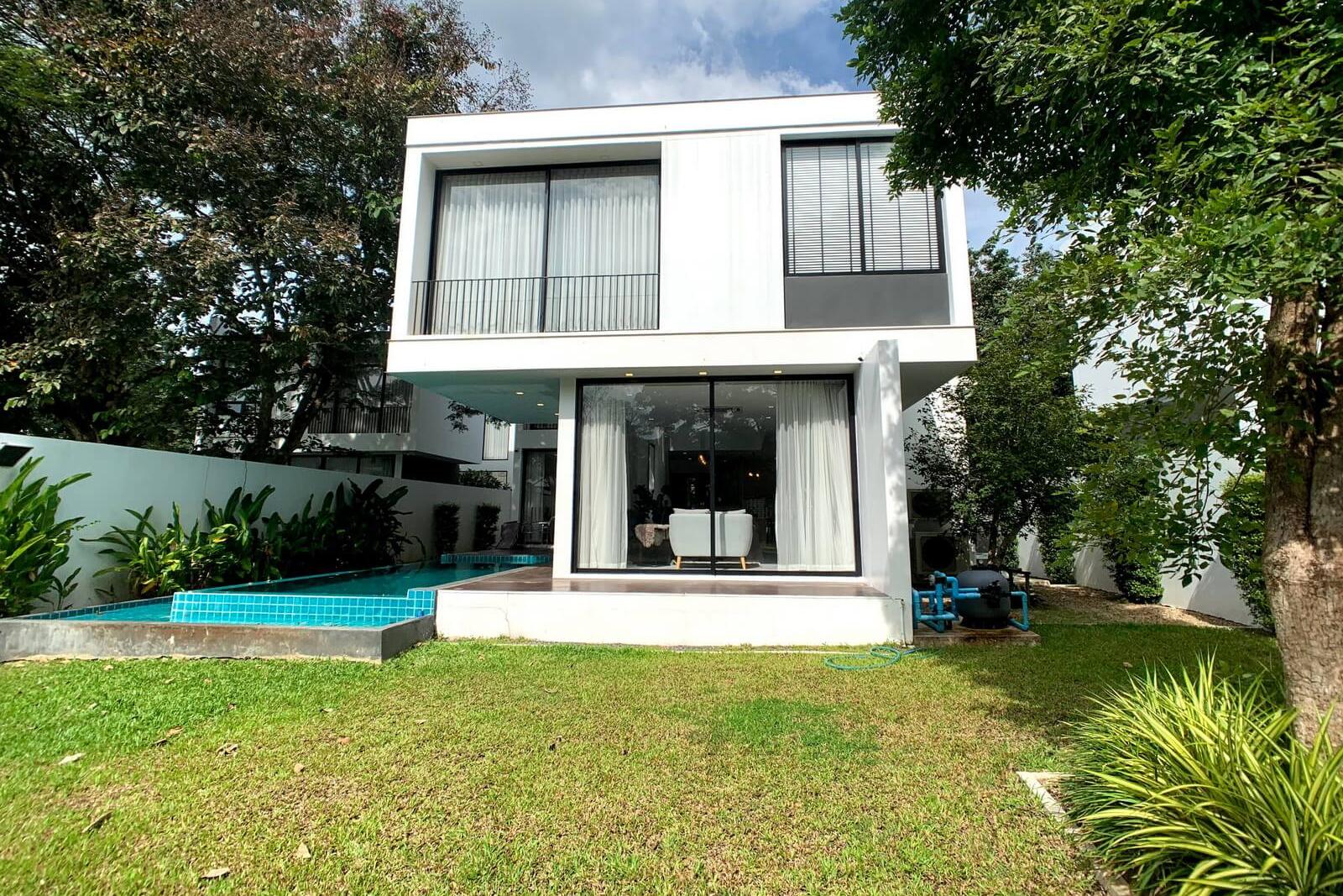 Lakeside 4 Bedroom with Private Pool in Wang Tan Hang Dong-TNP-D694