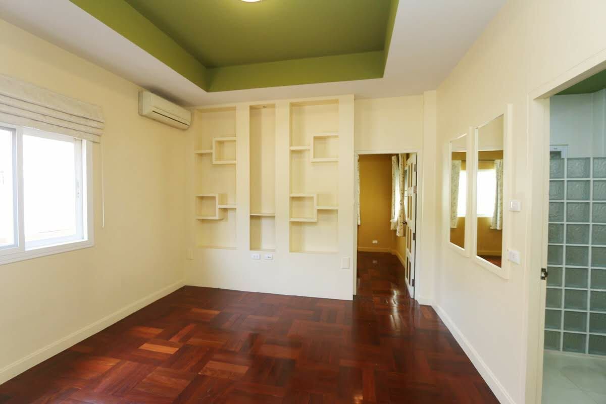 4 Bedroom with Large Separate Kitchen in Hang Dong-TNP-D830