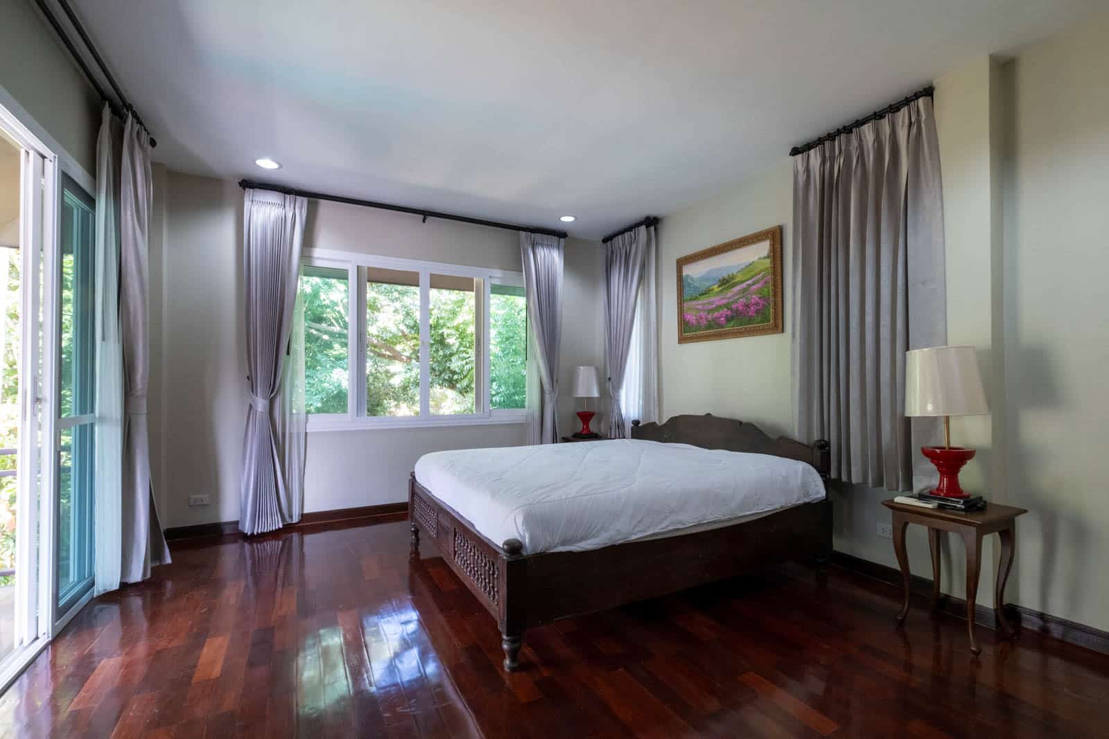 4 Bedroom Pool Villa with Guesthouse near Ruamchok Mall-TNP-A1033