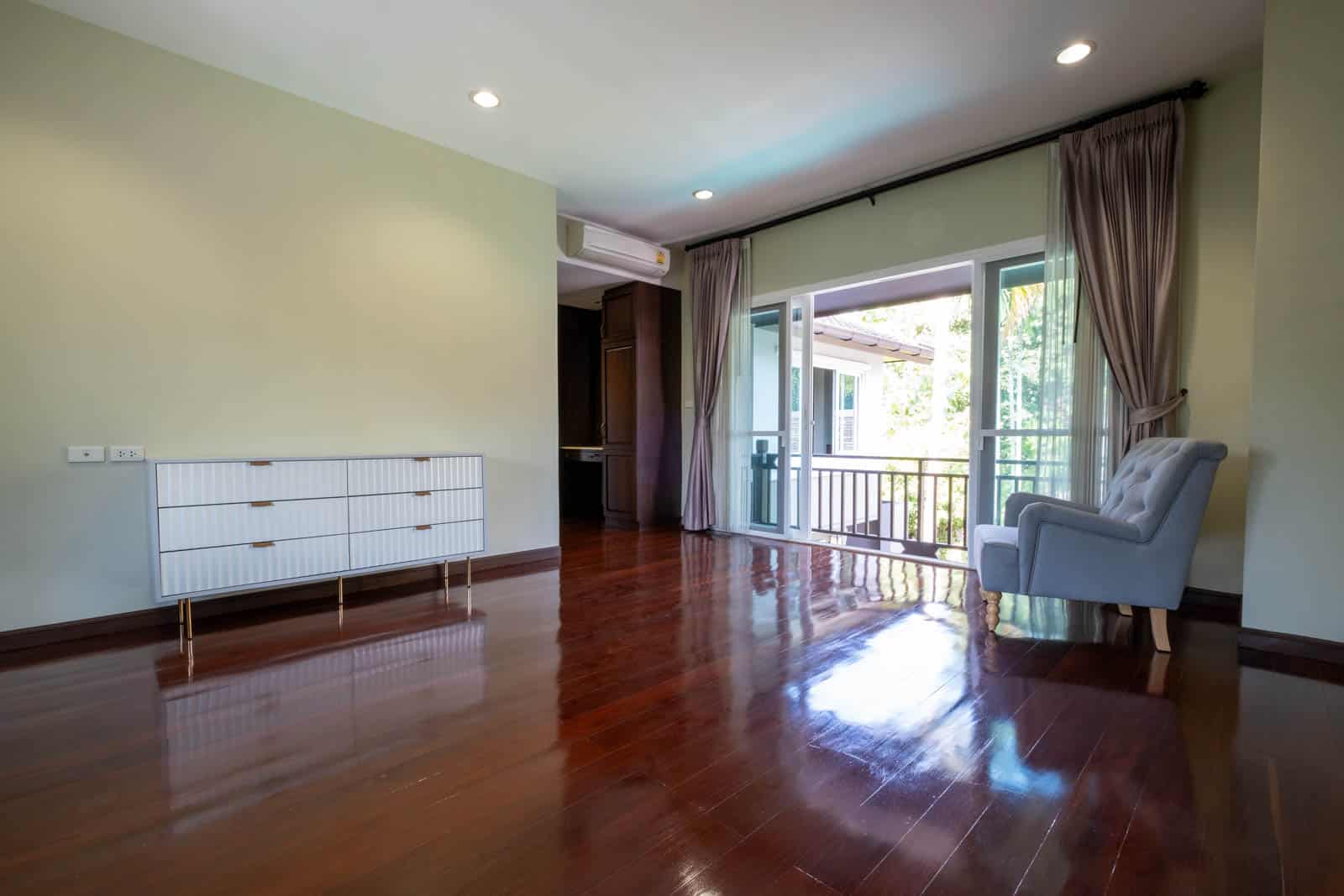 4 Bedroom Pool Villa with Guesthouse near Ruamchok Mall-TNP-A1033