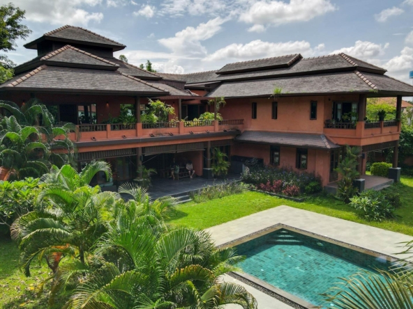 6 Bedroom Pool Villa on Large Plot in San Sai-TNP-D1074