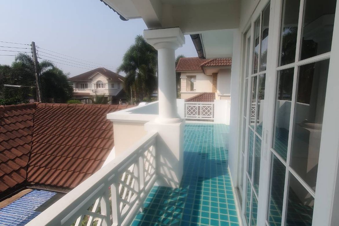 For rent 4 Bedrooms house at Home in Park-SM-sta-1645